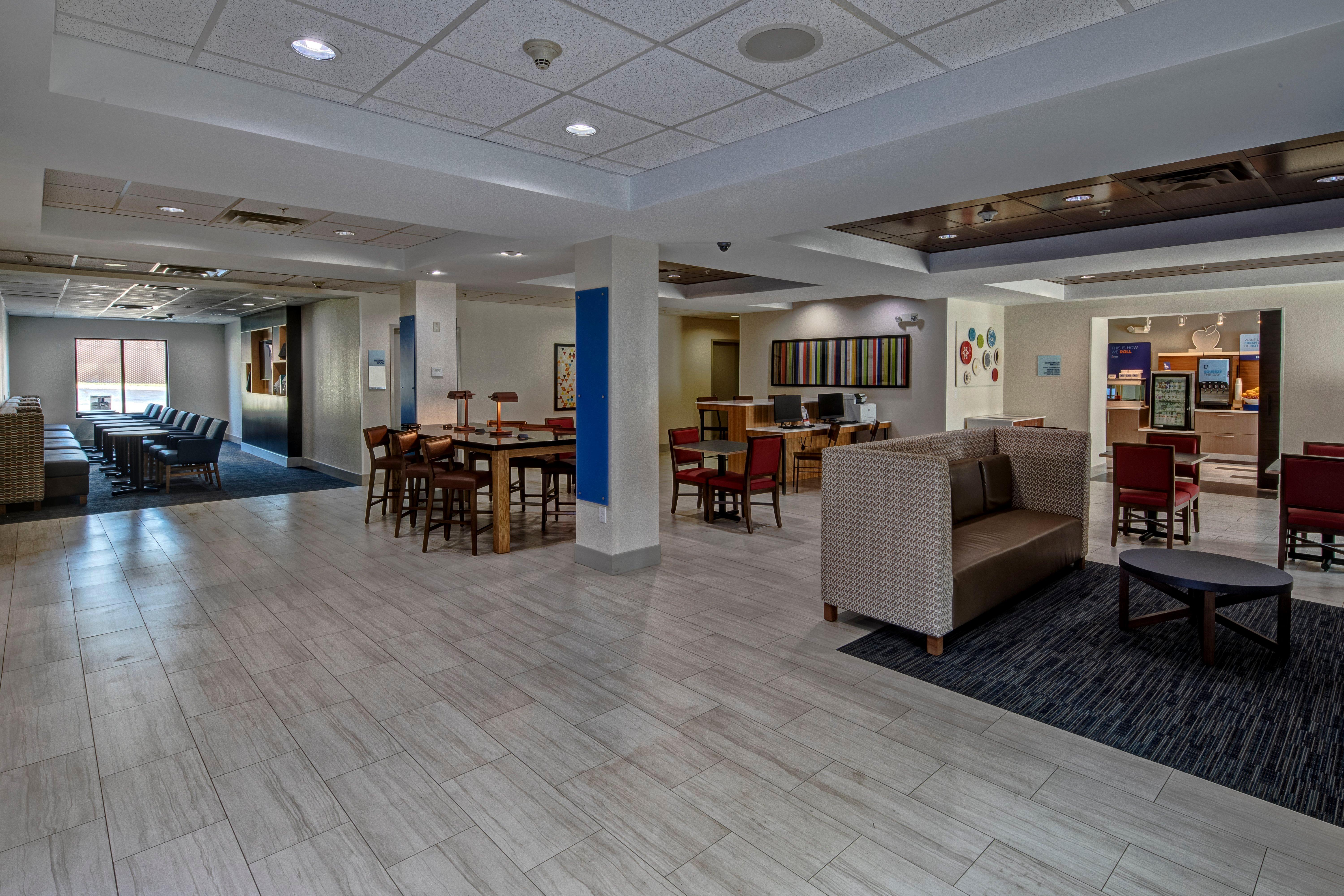 Holiday Inn Express Hotel & Suites Smyrna-Nashville Area By Ihg Esterno foto